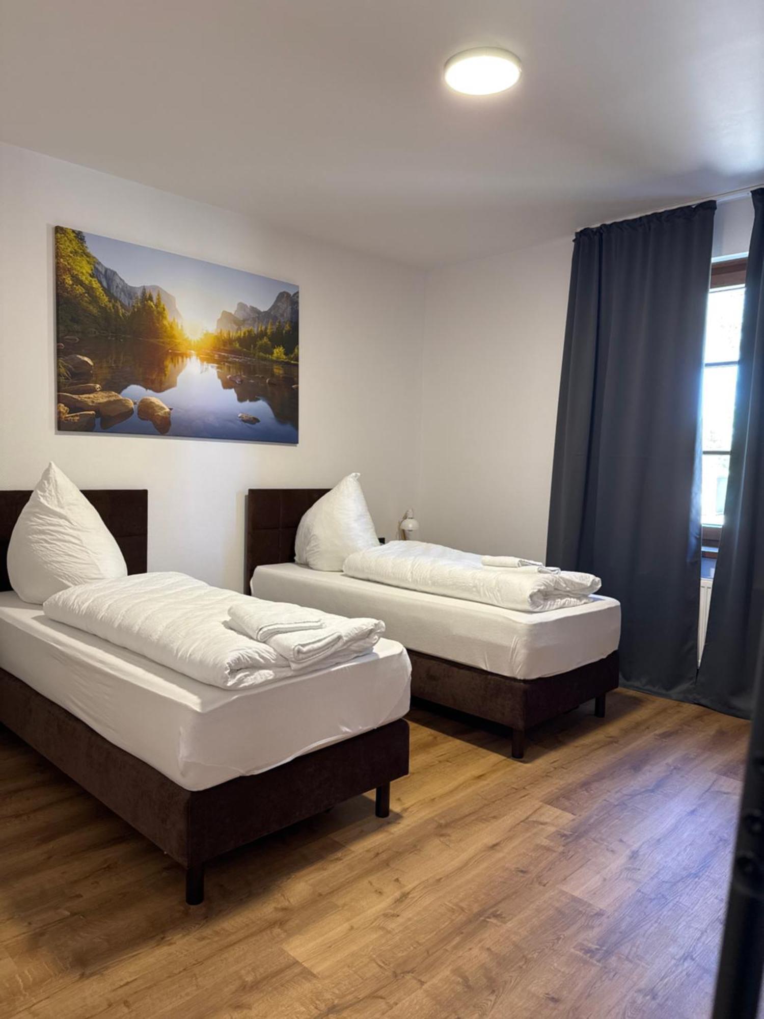 Hotel Am Schloss - Frankfurt An Der Oder Buitenkant foto